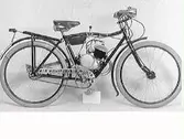 Motorcykel med pedaler.