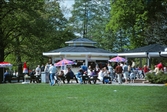 Glasskaféet i stadsparken med servering, båtens dag 1996