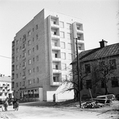 Byggnation höghus Hjortstorpsvägen-Längbrotorg, 1954