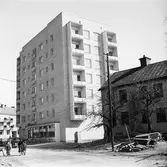 Byggnation höghus Hjortstorpsvägen-Längbrotorg, 1954