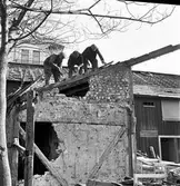 Förberedelser för flyttning av Tenngjutargården, april 1957