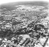 Flygfoto över Örebro mot nordväst, 1967