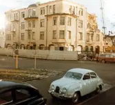 Rivning av hörnhus Drottninggatan-Södra Allén