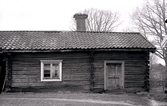 Fördelstuga, Sör Sylta, inköpt 1936 och uppförd augusti 1942 på Vallby friluftsmuseum, Västerås.