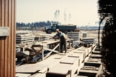 Arbetare vid nybyggnation av bostadsområdet Brickebacken, 1968