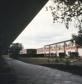Tvåvåningshus i vivalla, 1968
