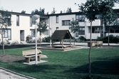 Lekplats på Tornfalkgatan 71,51,53, 1980