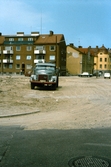 Lastbil på rivningstomt på Ringgatan, 1970-tal
