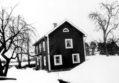 Gavel på gård i Förlunda i Hovsta, 1986