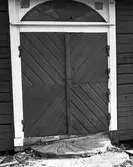 Kvarndörr i Tjusebotorp i Hovsta, 1982