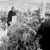 Aronsson håller tal vid invigning av varuhuset Krämaren, 1963-03-25