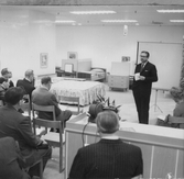 Visning av varor vid pressvisning vid invigning av varuhuset Krämaren, 1963-03-25