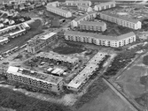 Flygbild över byggnation av Tybble bostadsområde, 1958
