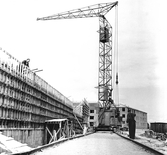 Byggkran vid byggandet av bostadsområdet Baronbackarna, 1954
