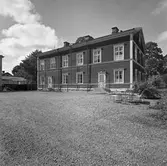 Bostadshus för de som jobbade på Skoglund & Olson. 13 augusti 1966.