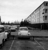 Parkering i Markbackens bostadsområde, 1960-tal