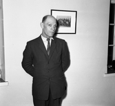 Person vid järnhandlarkonferens, Skoglund & Olson. 27 maj 1959.