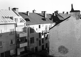 Vy över bakgård på Ringgatan, 1970-tal