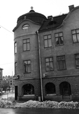 Lindells cykelaffär i hörnet på Ringgatan 9 och Karlslundsgatan 11, 1970-tal