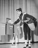 FÖRENINGEN POSTFOLKETS TEATERSEKTION PRESENTERAR 