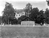 Tennisspelare vid Vrethammars herrgård, 1920-tal