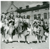 Västerås, kv. Idun.
Skolavslutning i Högre folkskolan. 1946.