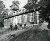 Västerås, Rocklunda.
Rosenlunds skola.