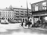 Drottninggatan mot Våghustorget, 1959-04-10