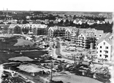 Väg genom Rosta bostadsområde vid byggnationen, 1948