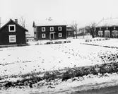 Gård med uthus i Förlunda i Hovsta, 1970-tal