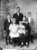 Familjen Eriksson från Hargs socken Uppland, 1923