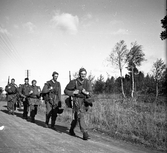 Soldater från Hälsinge Regemente, I 14, ute på marshering