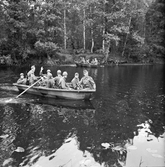 Soldater från Hälsinge Regemente, I 14, i roddbåtar