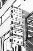 Neonskyltar vid Drottninggatan 38, 1959