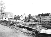 Träkåkarna längs Drottninggatan rivna för byggnation av Krämaren på Drottninggatan 27, 29, september1959