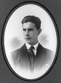 W E Sjöquist, elev vid Örebro Tekniska Elementarskola, 1921-06-07