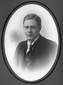 Bengt Weinberg, elev vid Örebro Tekniska Elementarskola, 1921-06-07