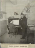 Darius Milhaud och Jean Börlin på Théâtre des Champs-Elysées direktionskontor.