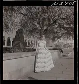 1708 N Mölnlycke väverier, mode; Stadshusträdgården, Stockholm; Mode för Mölnlycke