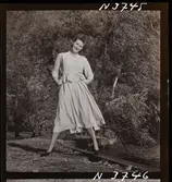 1708 N Mölnlycke väverier, mode; Stadshusträdgården, Stockholm; Mode för Mölnlycke