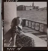 1708 N Mölnlycke väverier, mode; Stadshusträdgården, Stockholm; Mode för Mölnlycke