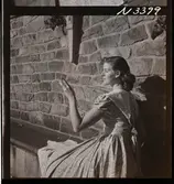 1708 N Mölnlycke väverier, mode; Stadshusträdgården, Stockholm; Mode för Mölnlycke