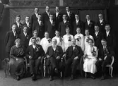 Tre olika gruppfoton av evangelistmissionärer, 1920-1930