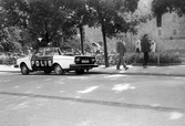Polisbil på Olaigatan, 1978