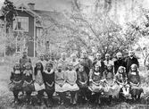 Klass 1 och 2 i Axbergs kyrkskola, 1914