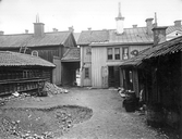 Gårdsinteriör på Drottninggatan 64-66 på Gamla söder, 1930-tal