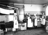 Kökspersonal på Hjärsta folkskola, 1930