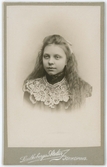 Porträtt på Astrid Frumerie född Heap - Åberg.