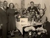 Födelsedagsuppvaktning av Axel på 50-årsdagen, 1956