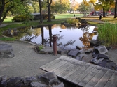 Gångbro vid dammen i Stadsparken, 2005